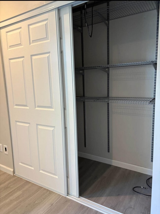 Photo - 1690 Corsica Dr