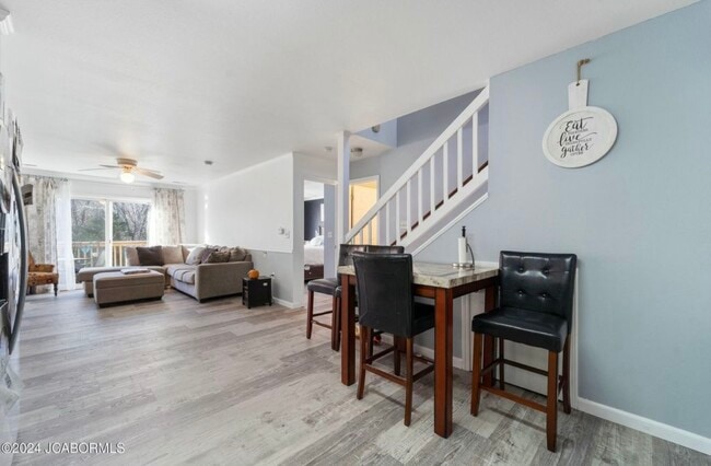 Photo - 1623 Timber Creek Dr