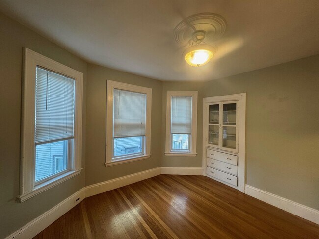 Photo - 106 Highland Ave Unit 2