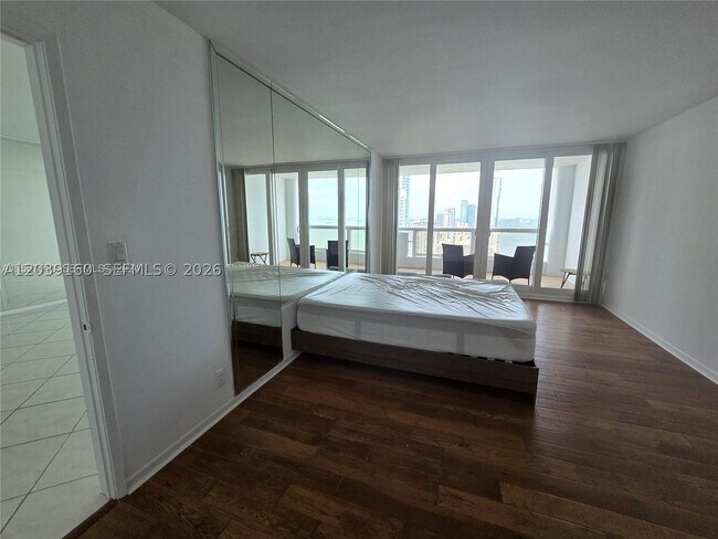 Photo - 1717 N Bayshore Dr Unit B-4137