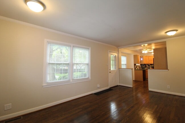 Photo - 2 Bedroom 1 Bath Home in Roeland Park