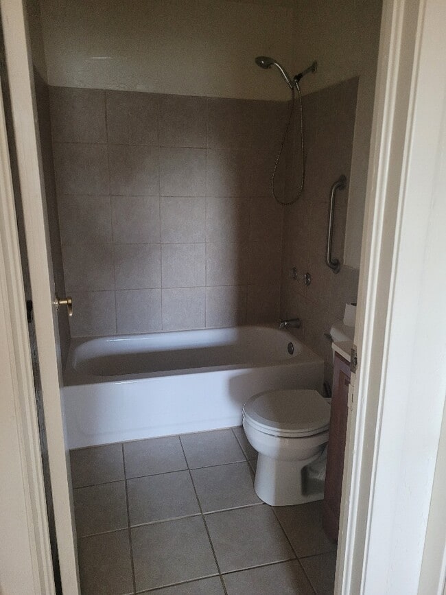 Photo - 3610 NE 13th Ave