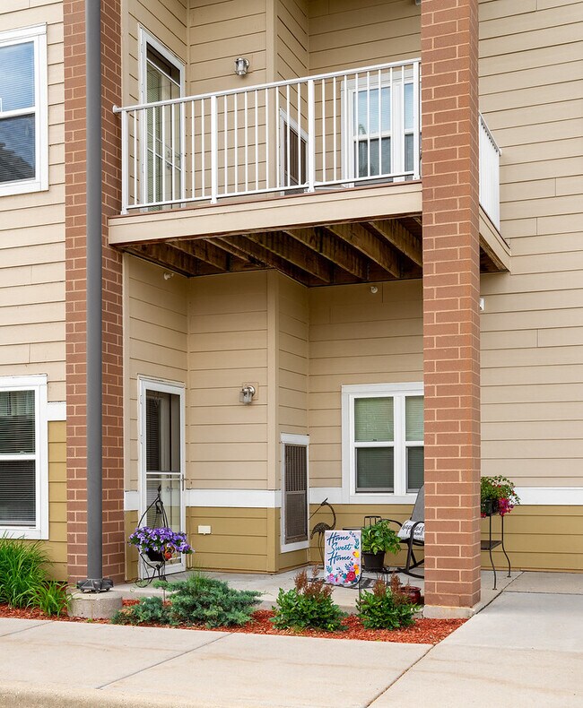 Sacred Heart at Monastery Lake Apartments For Rent in Franklin, WI