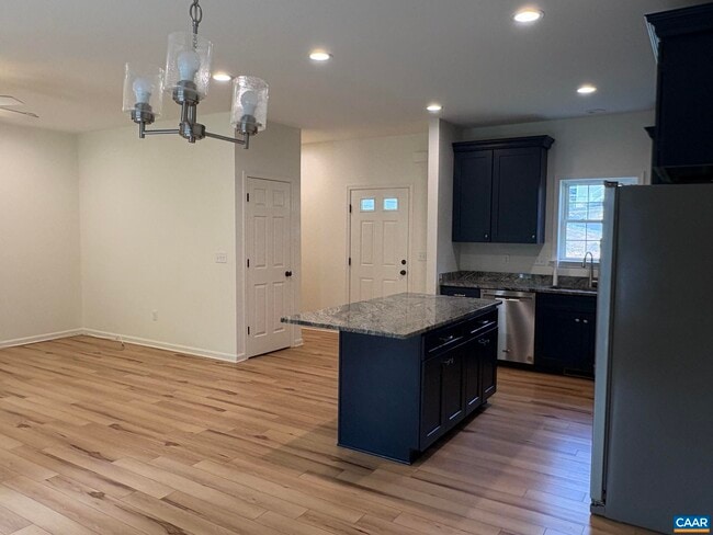 Photo - 275 Barrington Dr
