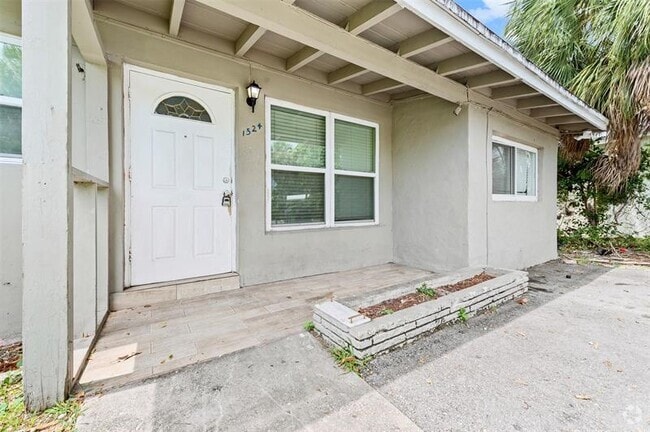 Building Photo - 1524 NW 18th Ct Rental