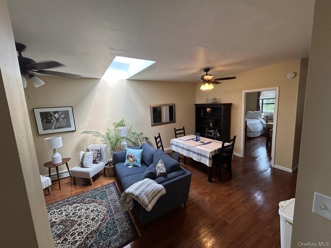 Photo - 611 Linwood St Unit 2nd Fl