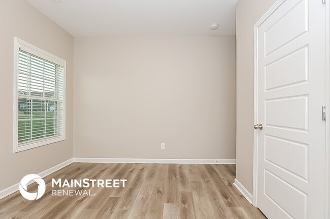 Photo - 836 Ellyson Dr