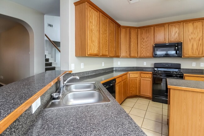 Photo - 1204 Seneca Pl