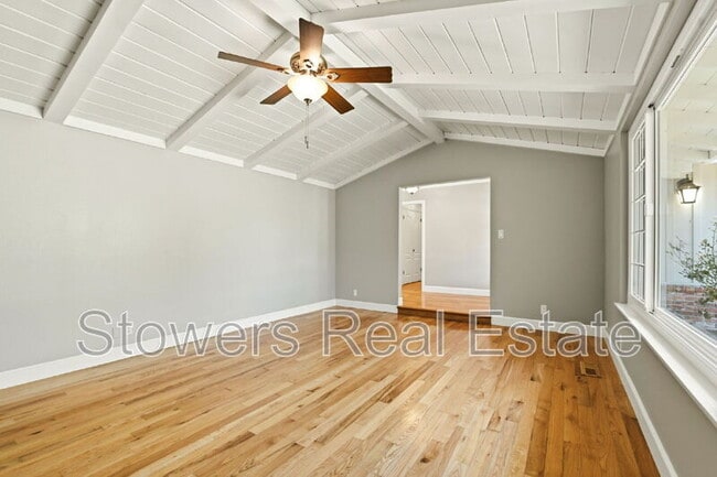 Photo - 18 Van Gordon Pl