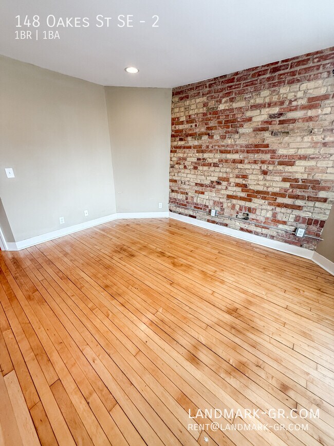 148 Oakes St SE Unit 2