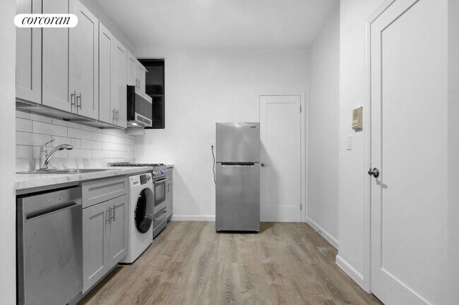 Photo - 350 E 89th St Apartment