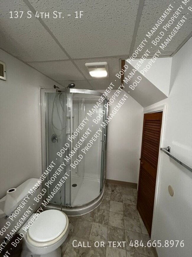 Photo - 137 S 4th St Unidad 1F