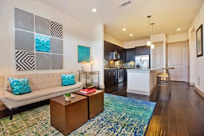 Photo - Making Midtown Buzz — Live in Style Today! Unit MTR1