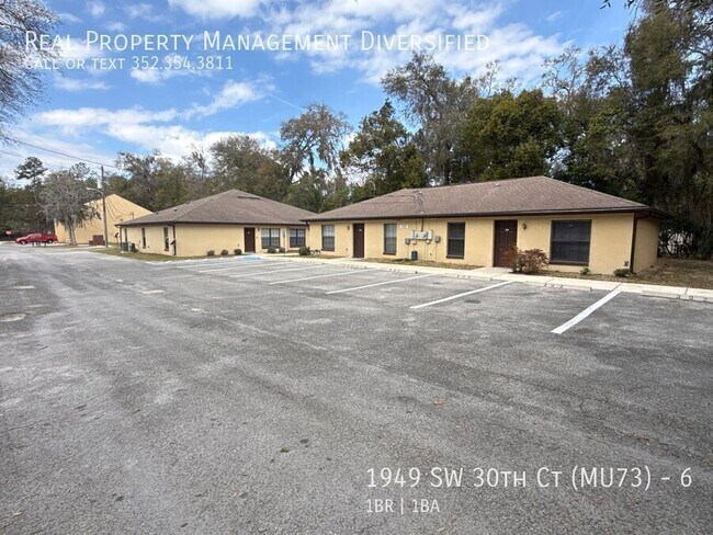 Building Photo - 1949 SW 30th Ct Unit 6