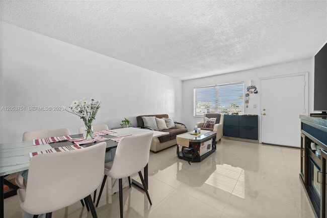 Photo - 4011 Meridian Ave Unit 38