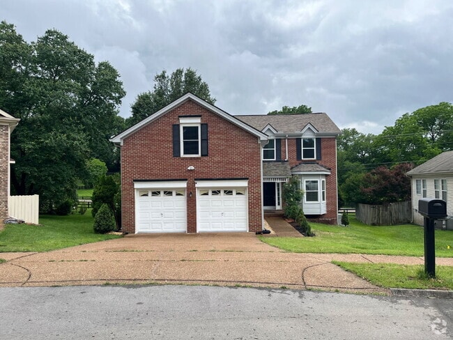Building Photo - "Charming Franklin Retreat: 3-Bedroom Have... Rental