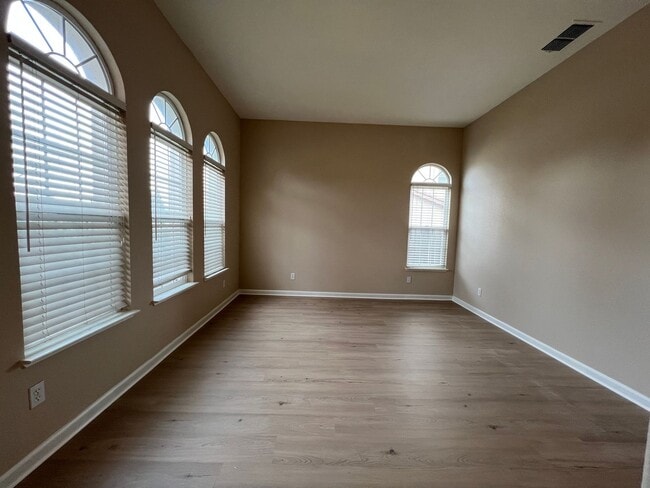 Photo - Charming Home Located in the Heart of Folsom