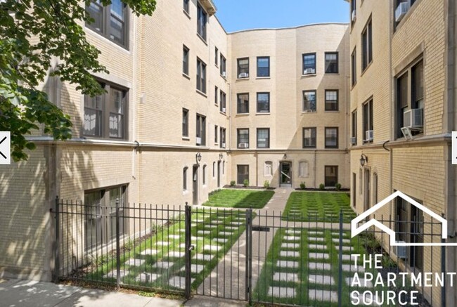 Photo - 1610 W Sunnyside Ave Unit 3