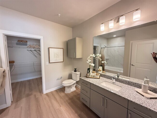 Photo - 1610 Campbell Rd