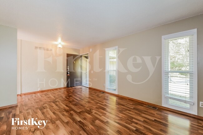 Photo - 12082 Foxpoint Dr