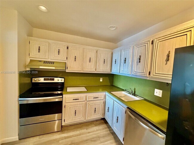 Photo - 2101 S Ocean Dr Unit 306
