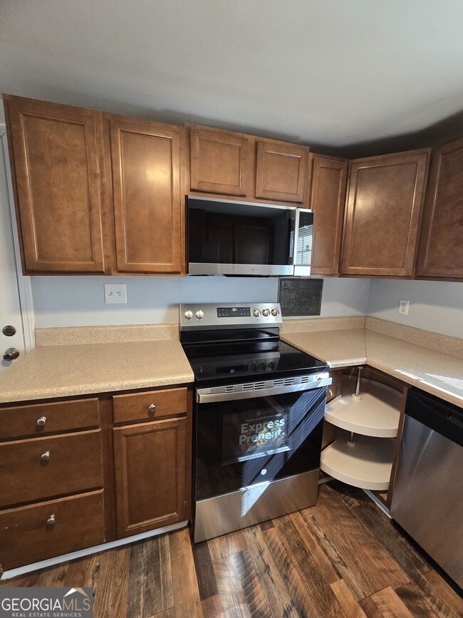 Photo - 1211 Lake Dr