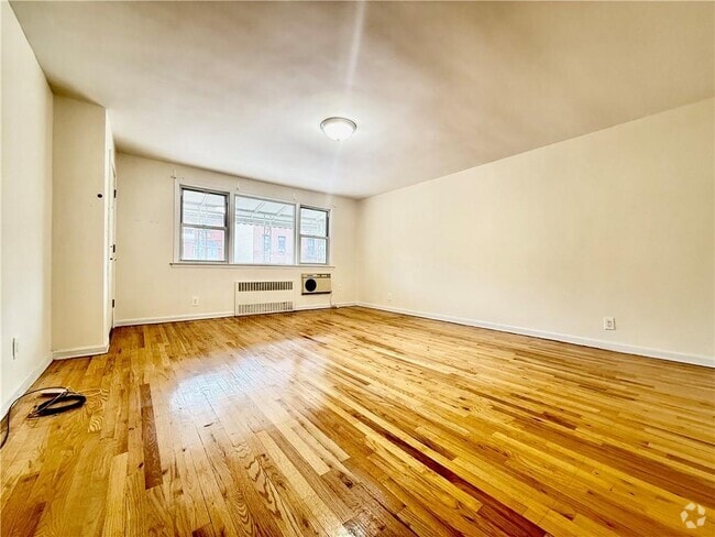 Building Photo - 1951 70th St Unit 1 Rental