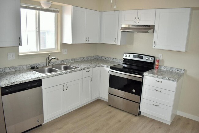 Photo - 6823 Western Pl