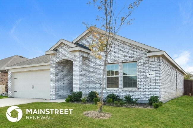 Photo - 824 English Dr