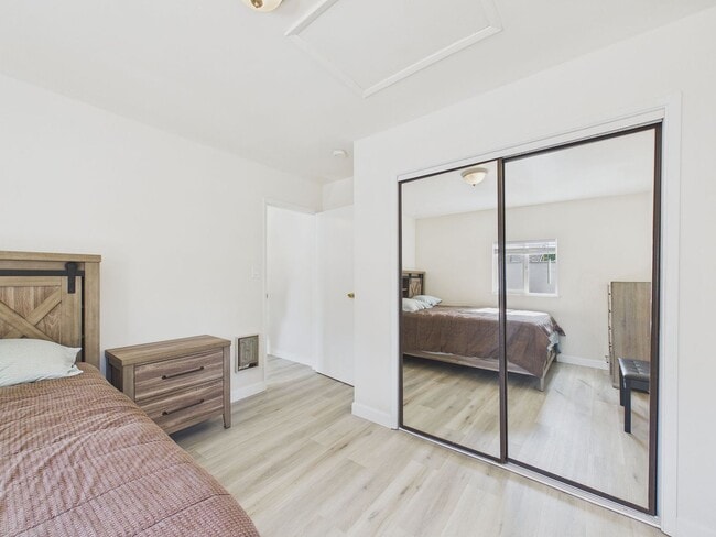 Photo - Updated 1BR in Prime Oakland Location | Flexible Furnishing Options