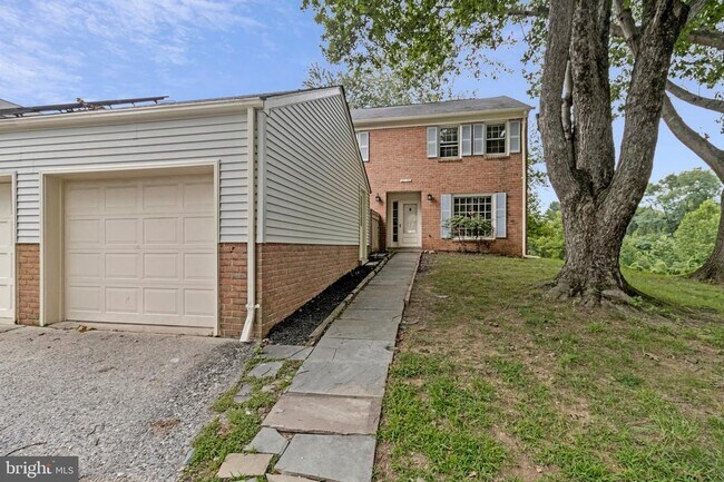 Photo - 20130 Waringwood Way