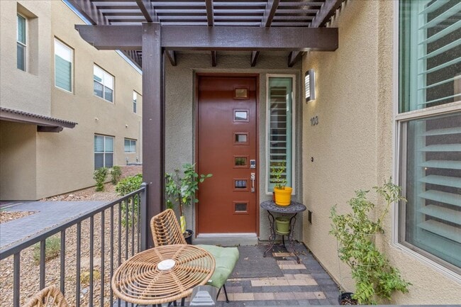 Photo - Luxurious, Modern, Completely Renovated 3 Bedroom Home In the Heart of Summerlin