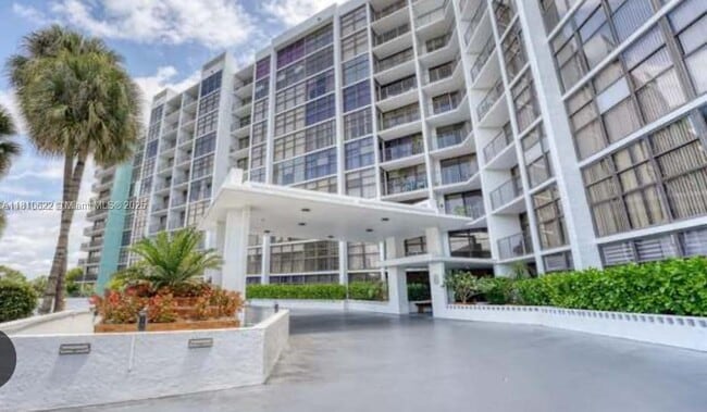 Photo - 200 Leslie Dr Condo Unit 227