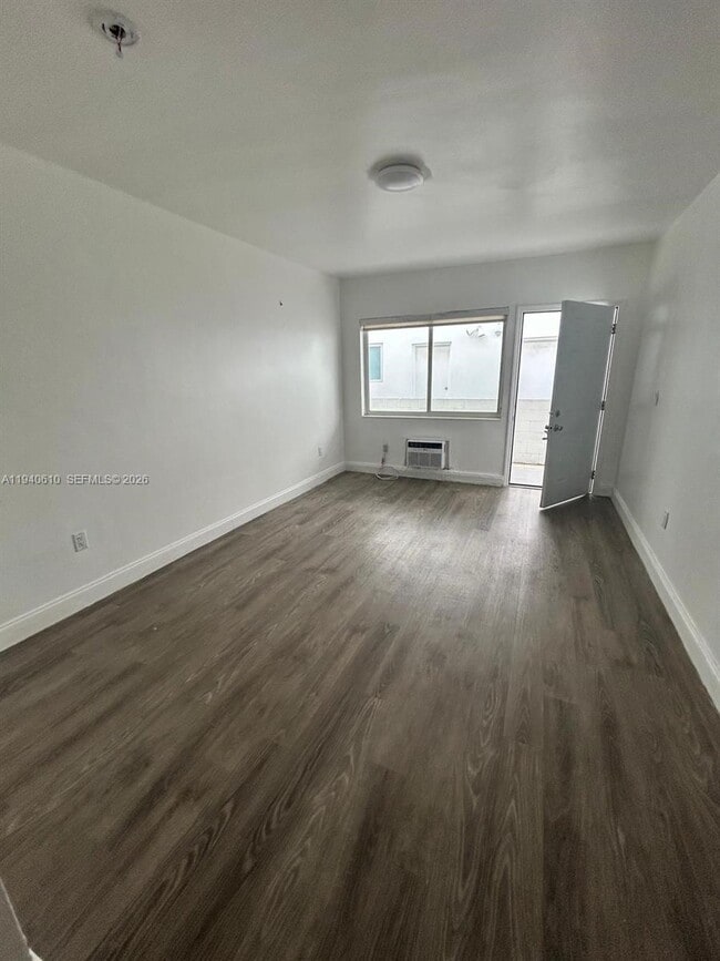 Photo - 7330 Harding Ave Unit 4