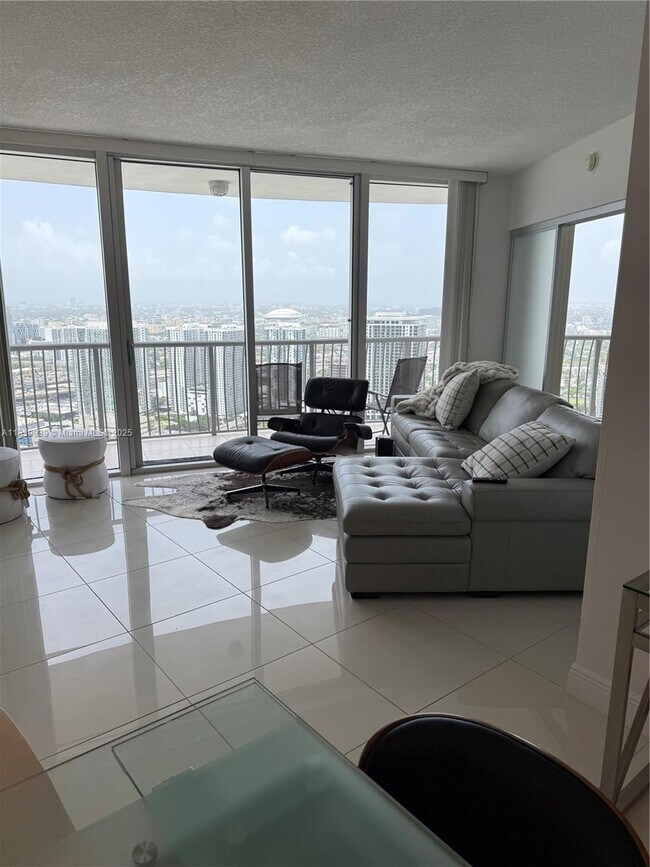 Photo - 1750 N Bayshore Dr Condo Unit 5114