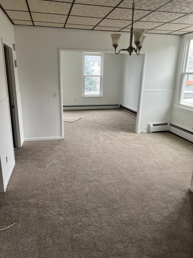 Photo - 24 Cottage St Unit 2 Bedroom minutes to HVCC