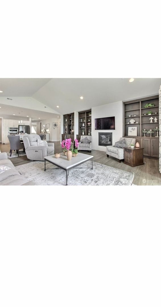 Photo - 8215 205th Ave E