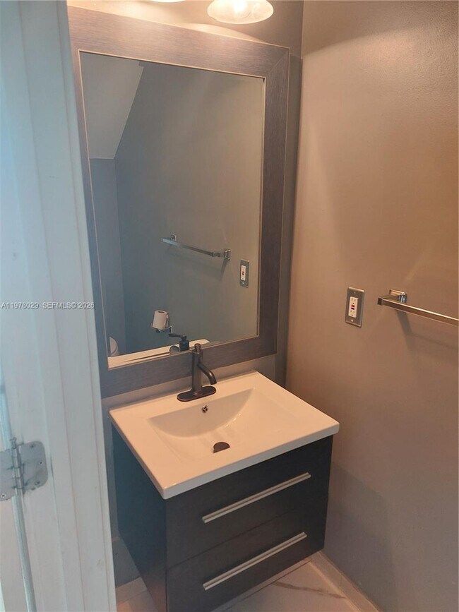 Photo - 2566 SW 82nd Ave