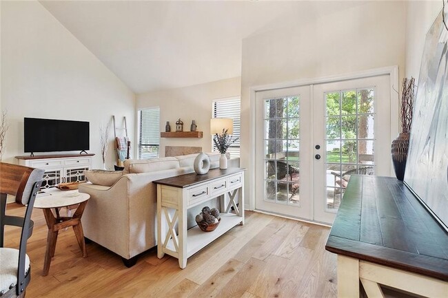 Photo - 203 Plimsol Ct