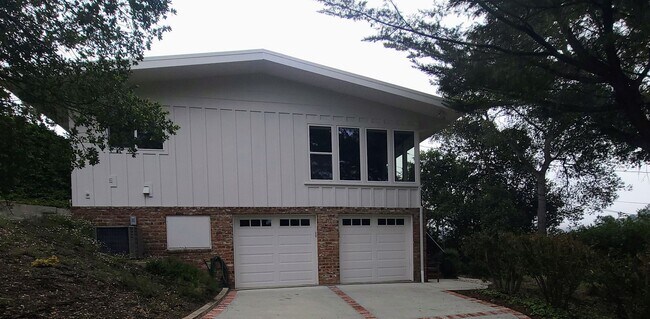 Serene and tranquil living - Serene and tranquil living House