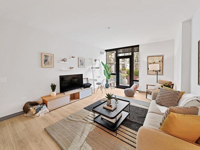2155 N Elston Ave Unit 652