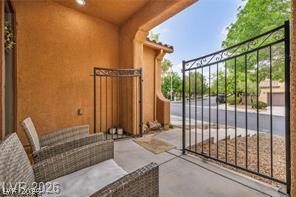 Photo - 617 Apricot Rose Pl