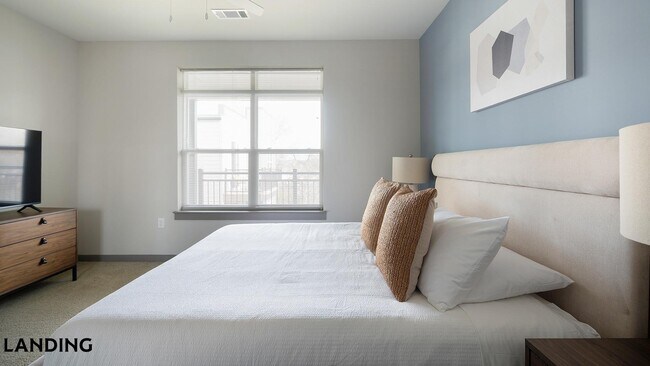 Photo - 1801 Meridian St Unidad 230