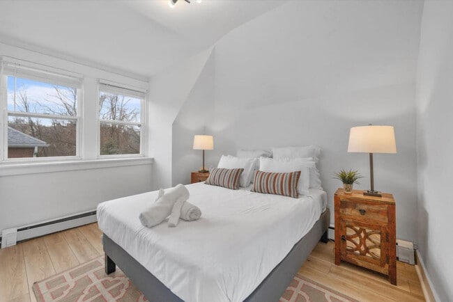 Photo - 242 Mccormick Pl Unidad ID1056105P