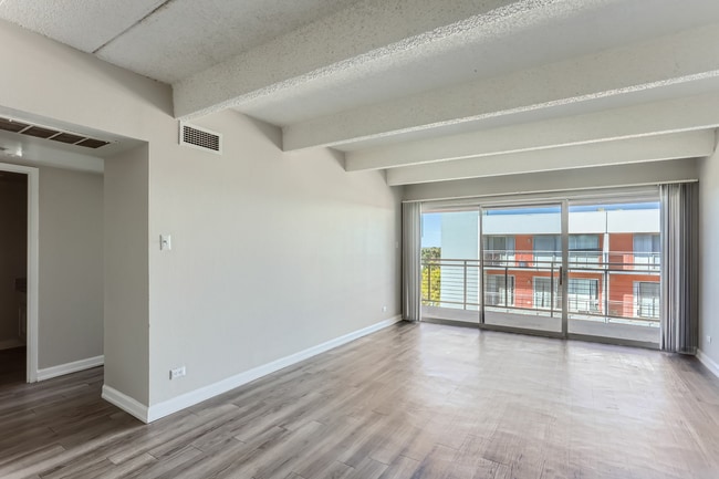 Photo - The Paramount