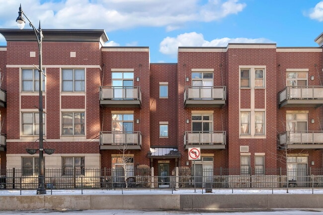 Building Photo - 1515 S Halsted St