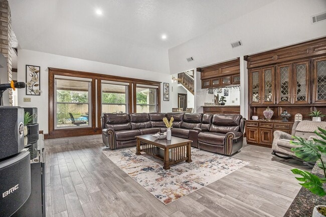 Photo - 15106 Dawnbrook Dr