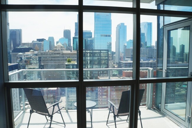 Photo - 303 W Ohio St Unit 2904