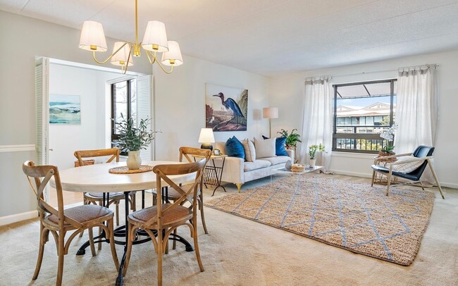 Photo - 100 Severn Ave Unit # 206