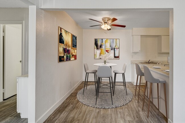 Lake Charlotte, Apartments For Rent in Las Vegas